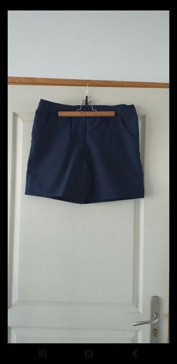 Short bleu marine