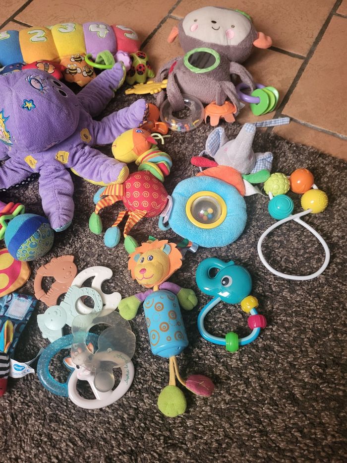 Lot jeux jouets eveil 1er âge - photo numéro 2