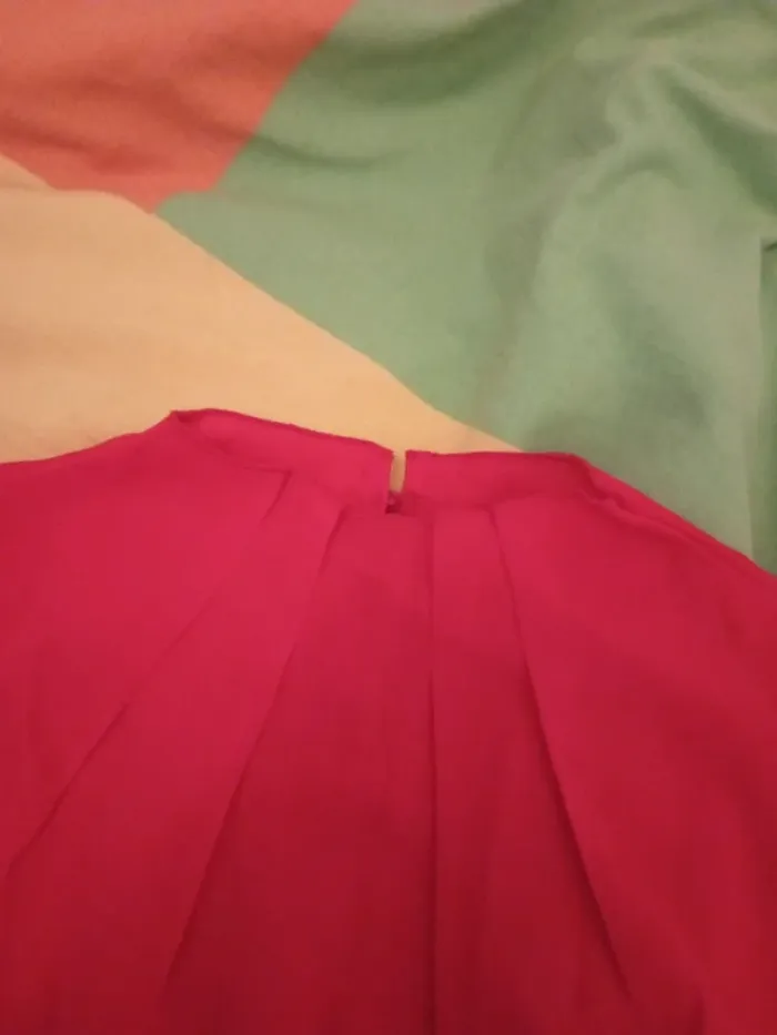 Blouse rouge - photo numéro 5