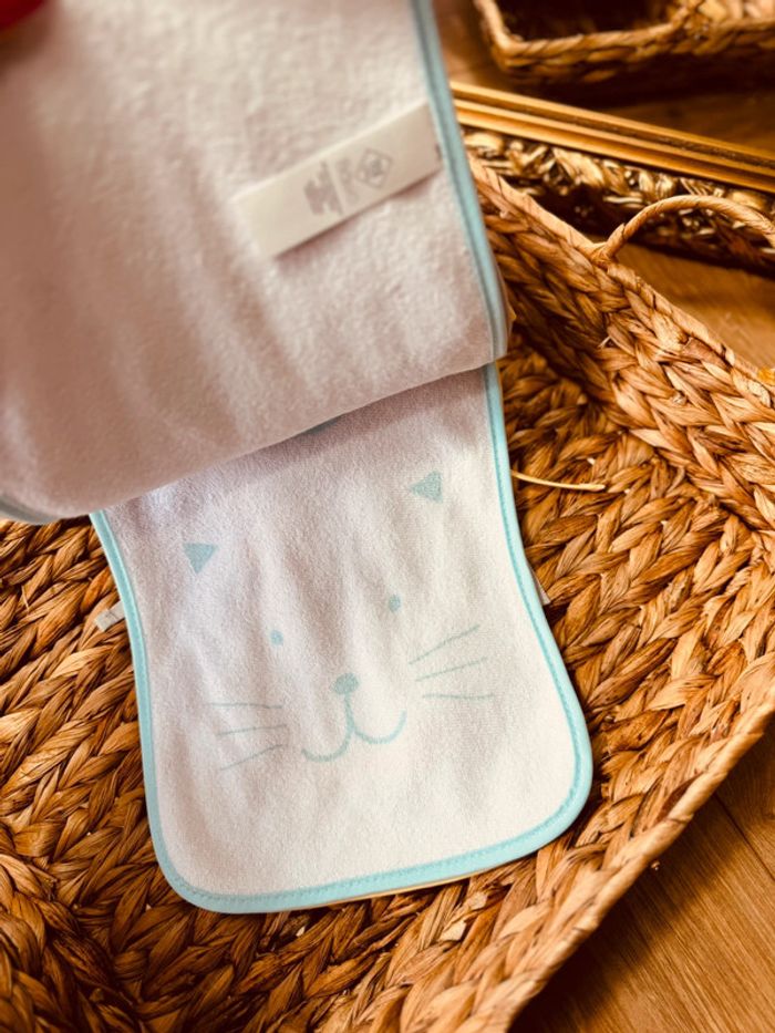 Lot de 7 bavoirs éponges garçon Tex jaune et bleu turquoise Neufs 💙 - photo numéro 6