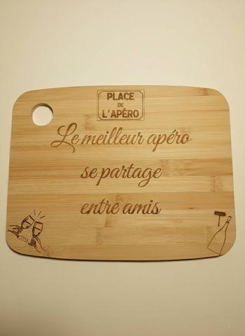 Planche apéro personnalisée en Bambou