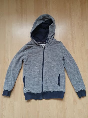 Veste à capuche