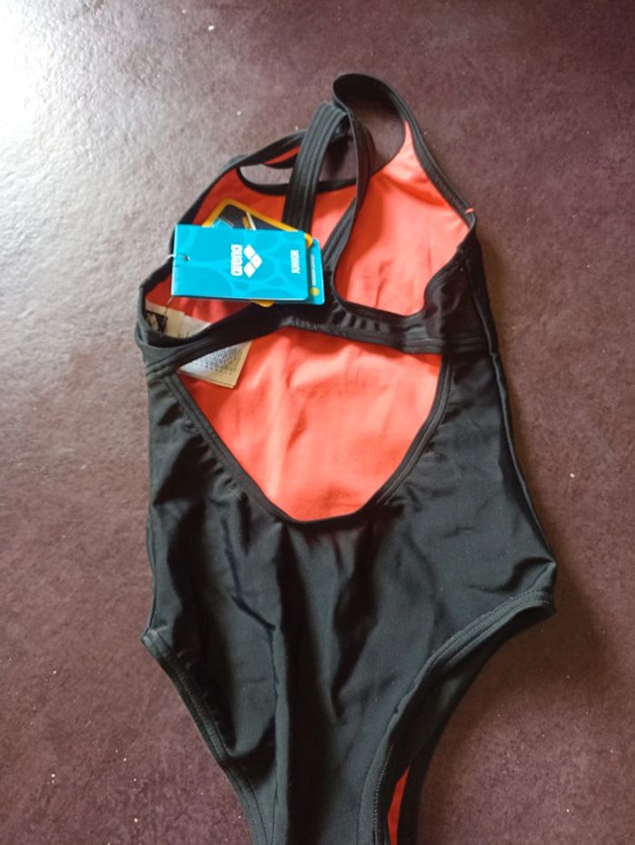 Maillot de bain ARENA 8 9 ans - photo numéro 3