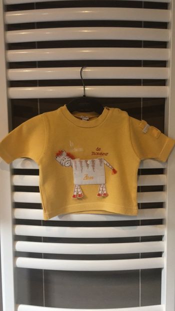 Pull Absorba Taille 3 mois