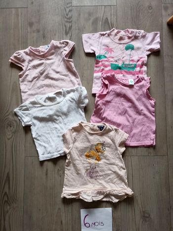 Lot Tee shrit simple et vintage