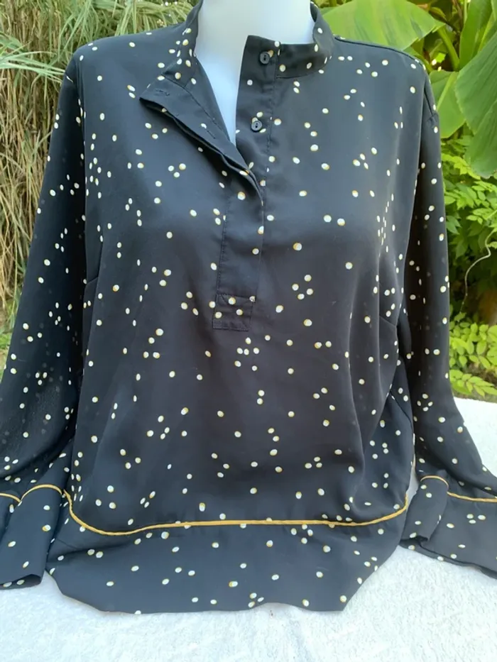 Blouse H&M taille 42 manches longues transparentes à motifs - photo numéro 2