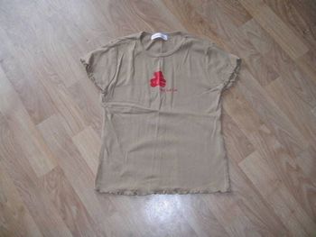 Tee shirt LULU CASTAGNETTE marron clair et sigle devant 12 ans TBE