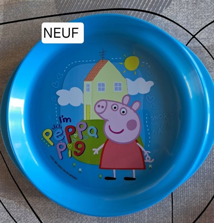 Ensemble assiettes et vaisselle NEUVES pour bébé - photo numéro 4