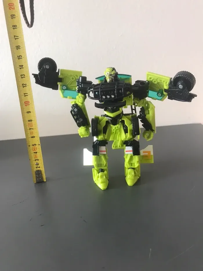 Figurine Transformers dark of the moon ratchet