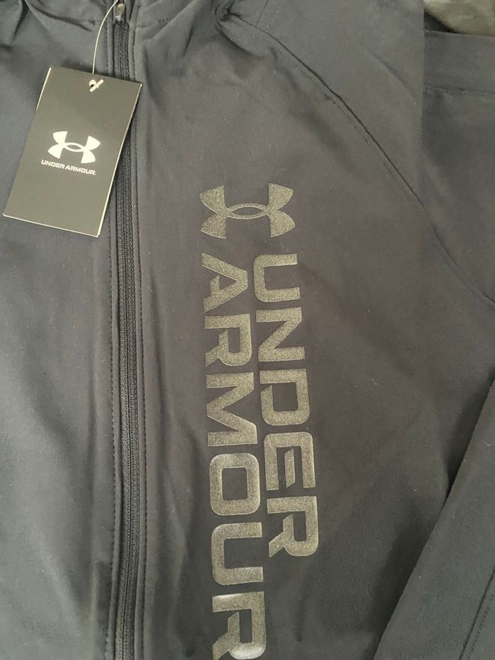 Veste under  armour S neuf avec étiquette authentique - photo numéro 4