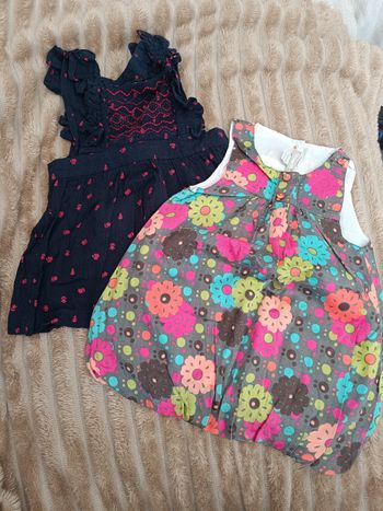Lot 2 robes bébé fille 6 mois Kiabi Orchestra