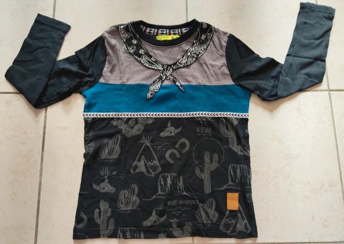 Lot 2 chemises et 9 Tee-shirts manches longues 8 ans - photo numéro 6