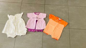 Lot ensemble vêtement bébé fille 6 mois barboteuse été