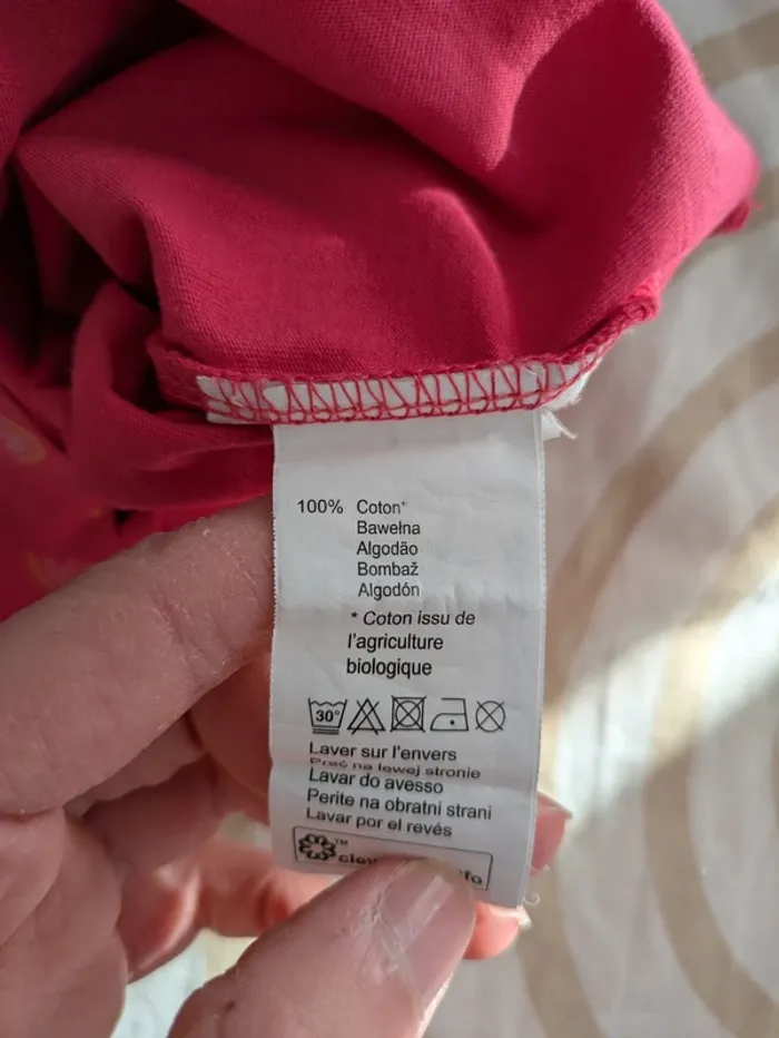 T-shirt rose "Bébé à croquer" - Mots d'Enfants - 24 mois (Petit prix / Tache) - photo numéro 4