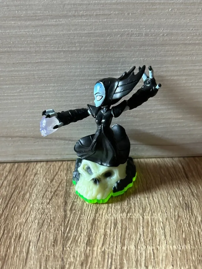 Figurine Hex / Skylanders (2011) / Activision / très bon état / good condition - photo numéro 2