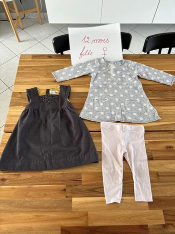 Ensemble 2 robes et 1 legging