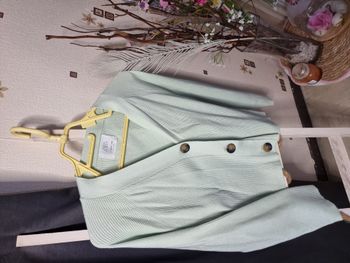 Gilet zara taille 13-14 ans. Tres jolie gilet vert d'eau.