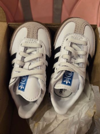 Baskets Adidas neuves