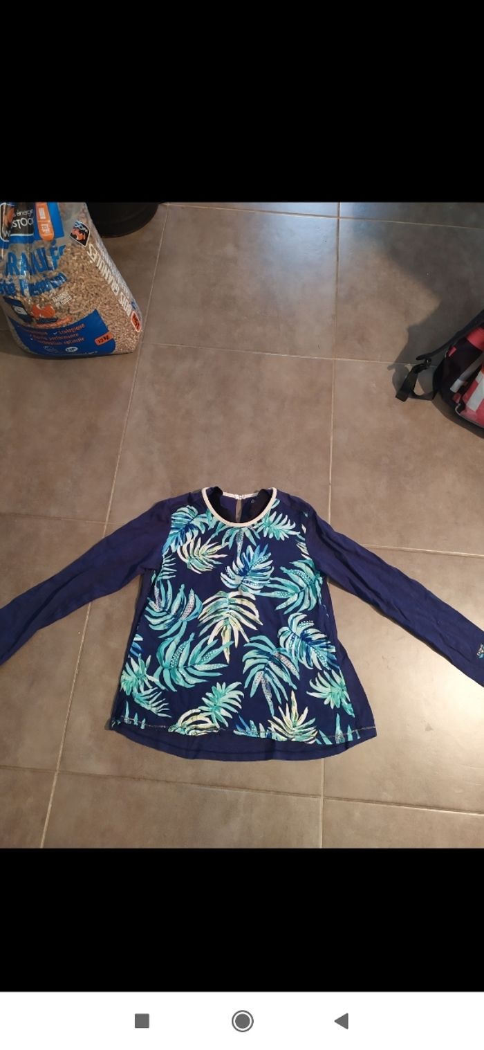 Haut manche longue catimini en très bon état 12 ans