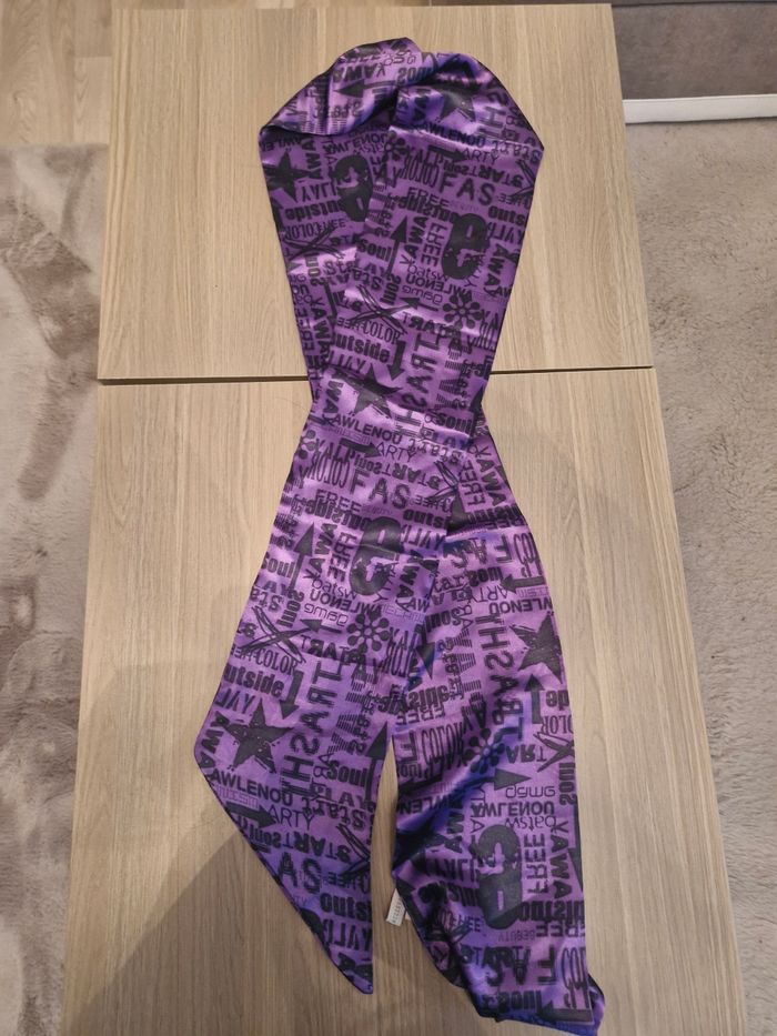 Foulard long et fin effet satin Violet