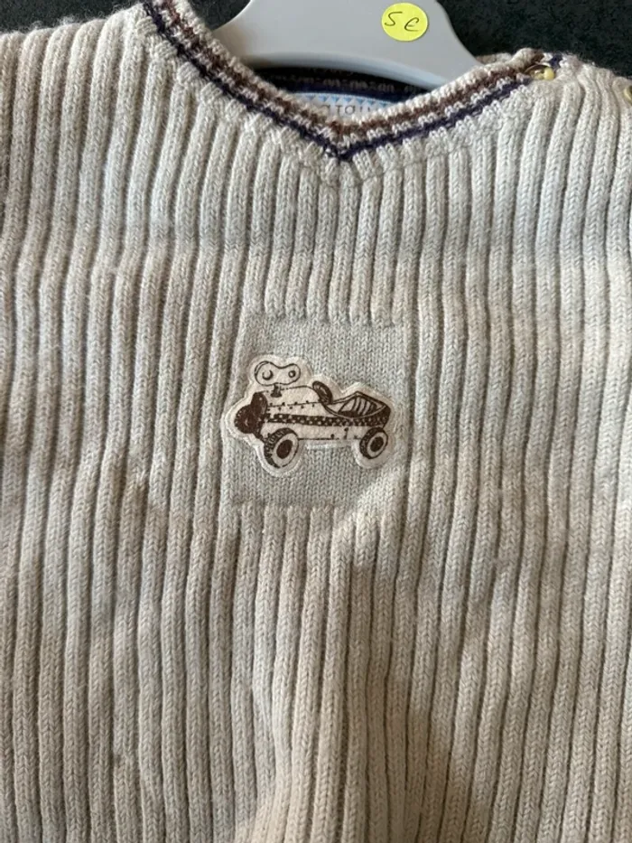 Pull bébé 18mois - photo numéro 2