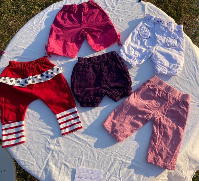 Lot de pantalons taille 6 mois - photo numéro 3