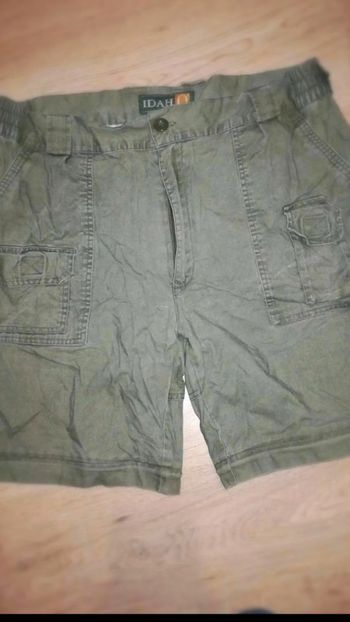 Short  kaki