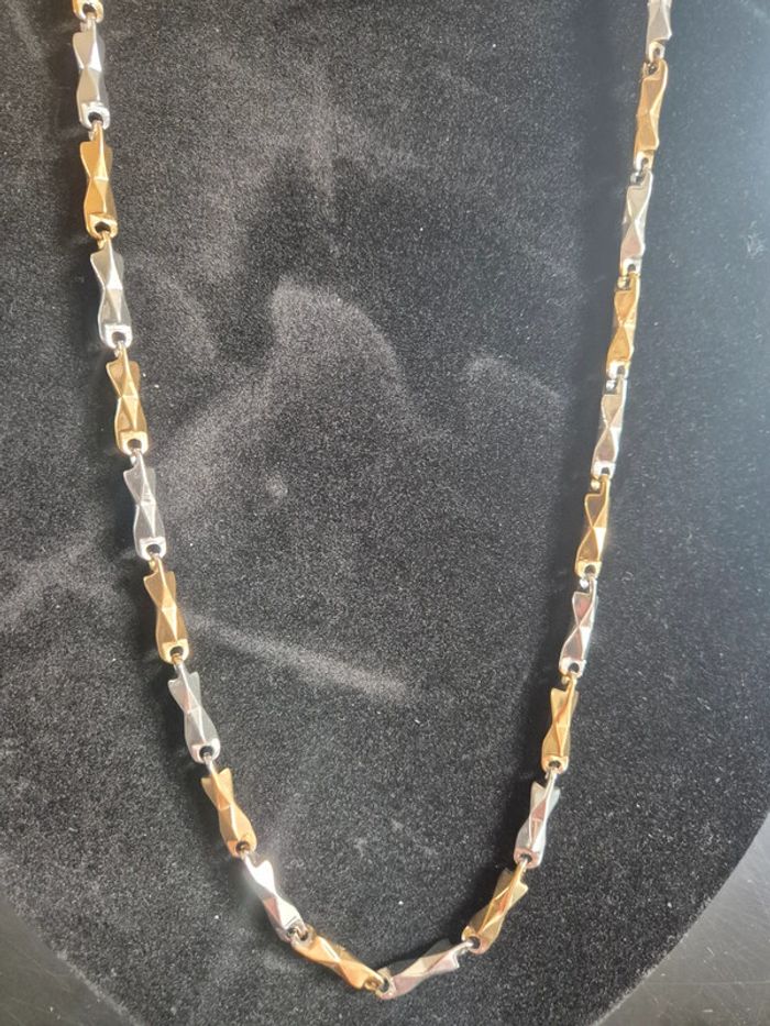 Collier original pour homme en acier - photo numéro 3