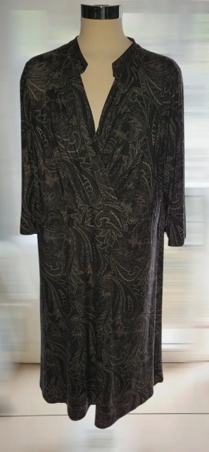 Élégante robe paisley à manches 3/4 – Tendance et Chic - photo numéro 4