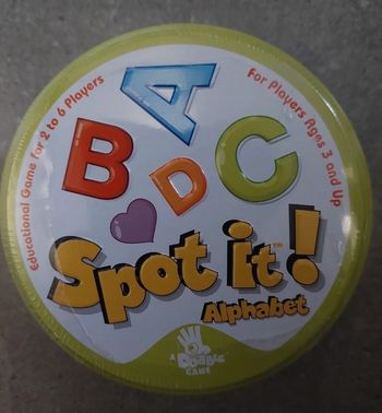 Spot it ABC dobble game