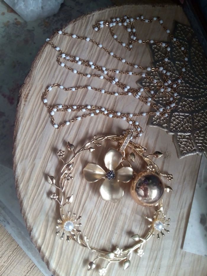 Collier sautoir bola future maman fleur dorée - photo numéro 5