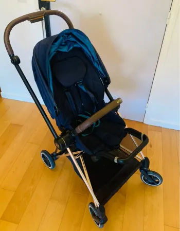 Poussette cybex Mios rose gold bleu marine