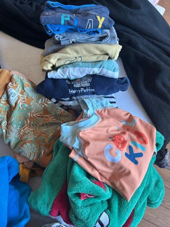 Lot vêtements garçon 24mois