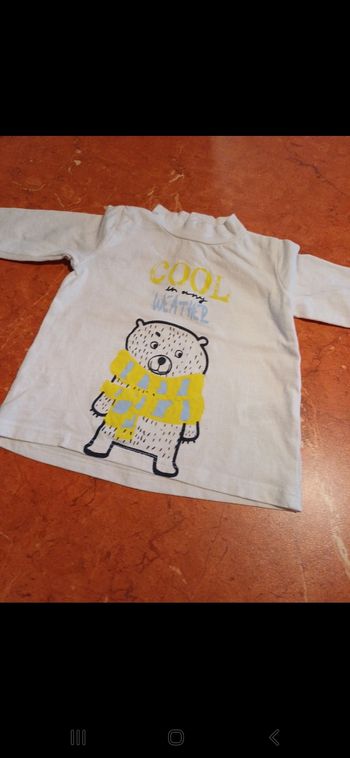 T.shirt bébé taille 6 mois