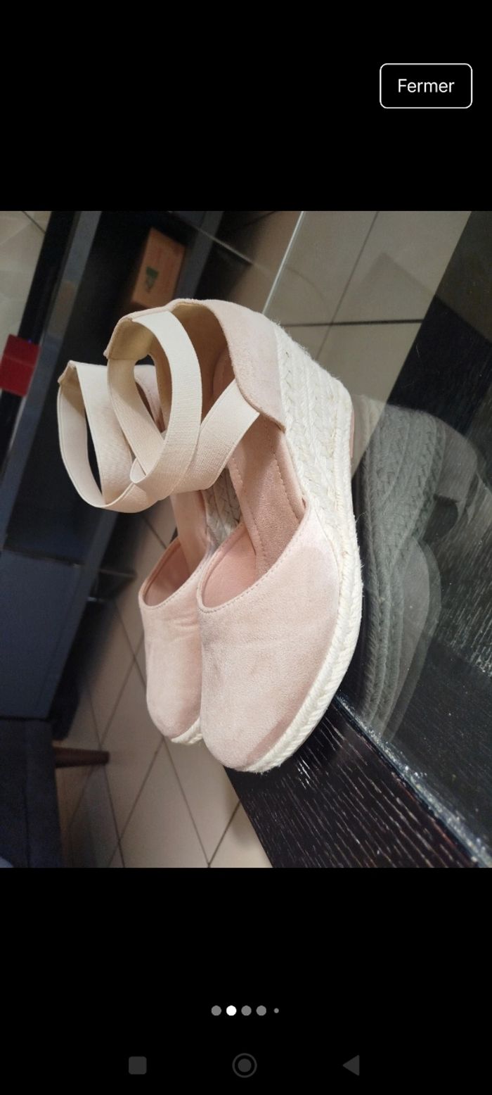Chaussures compensées - photo numéro 2