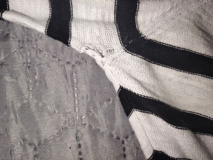 Pull rayé marine - photo numéro 4