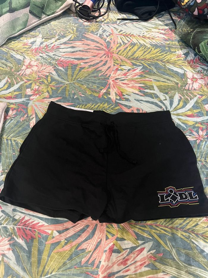 Short Lidl taille M neuf