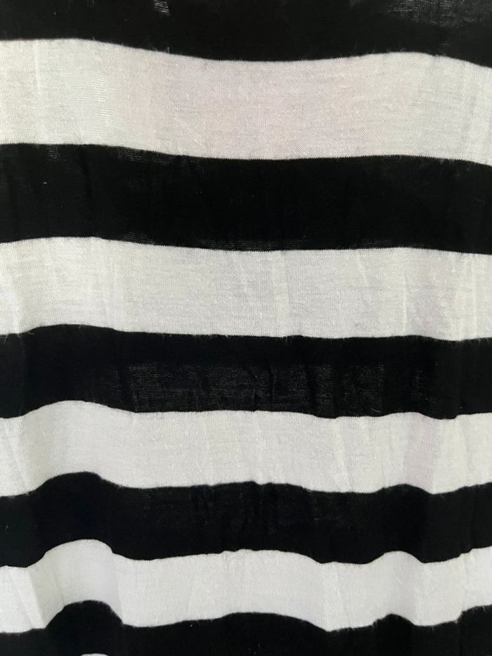 Robe longue à manches courtes avec un lacet dans le dos, blanche et noire, S - photo numéro 2