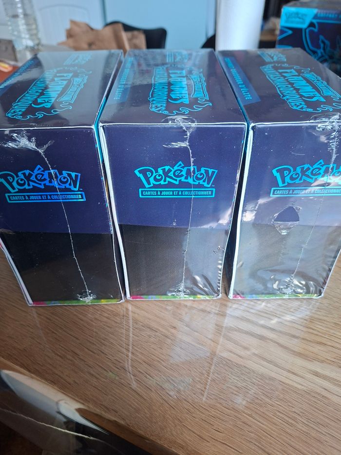 Lot 3 etb avec défaut de scellage - photo numéro 2