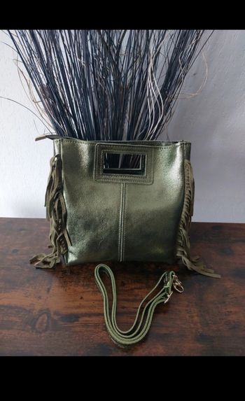 Sac a main en cuir neuf