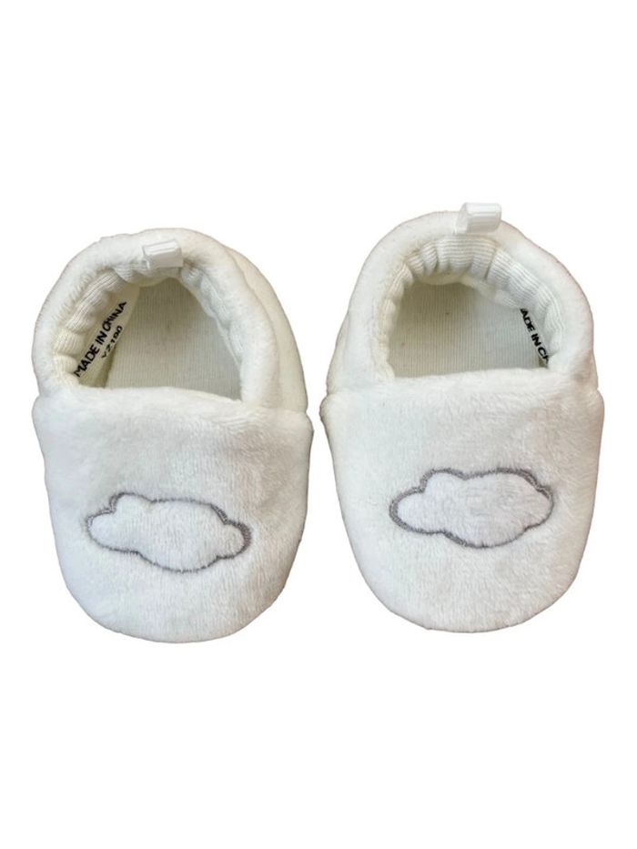 Chaussons bébé blancs (nuages) - 1 mois
