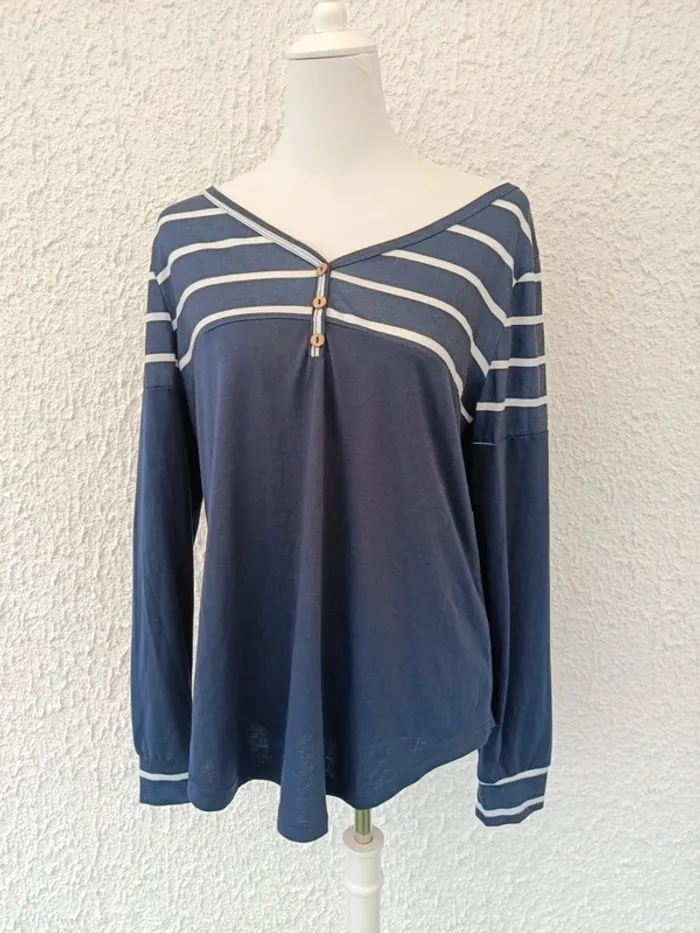 T-shirt manches longues marinière Shein taille L col V
