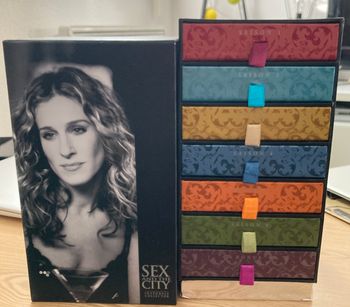  Sex and the city - L'intégrale des saisons 1 à 6 + bonus - Edition Collector boite à bijoux