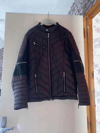 Menteau comme des loups