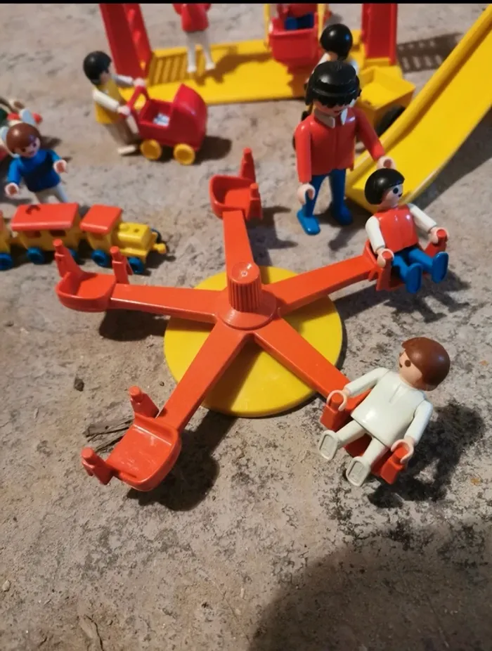 Playmobil parc de jeux ancien - photo numéro 2