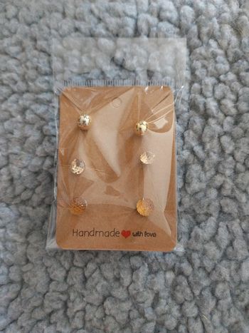 Boucle d'oreille orangé