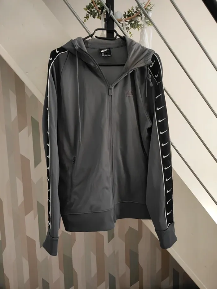 Veste Nike grise