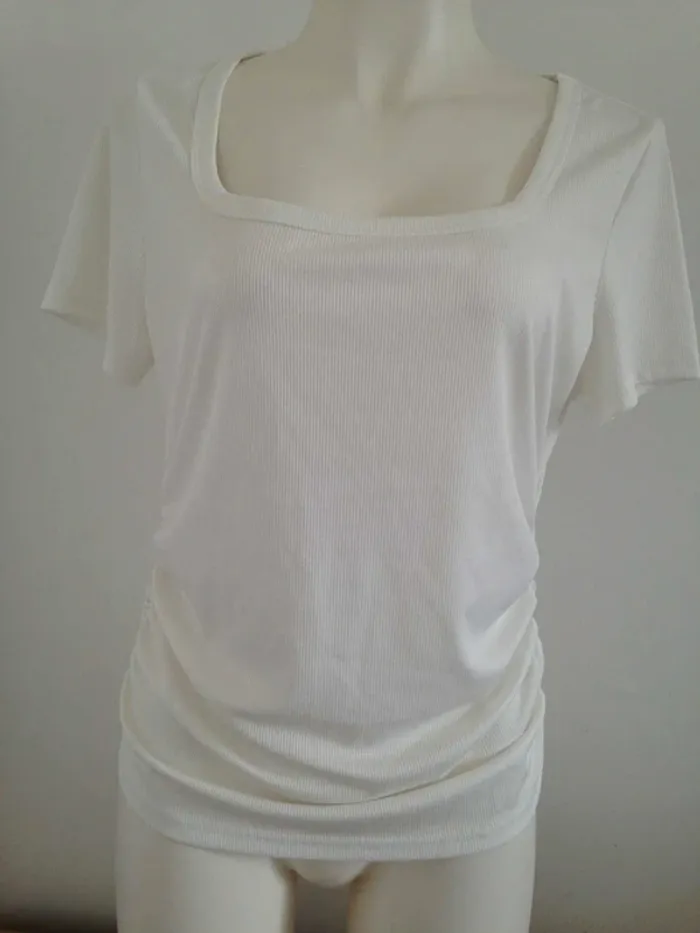 T-shirt col carré manches courtes fluide à fronce 42 XL Shein - photo numéro 2