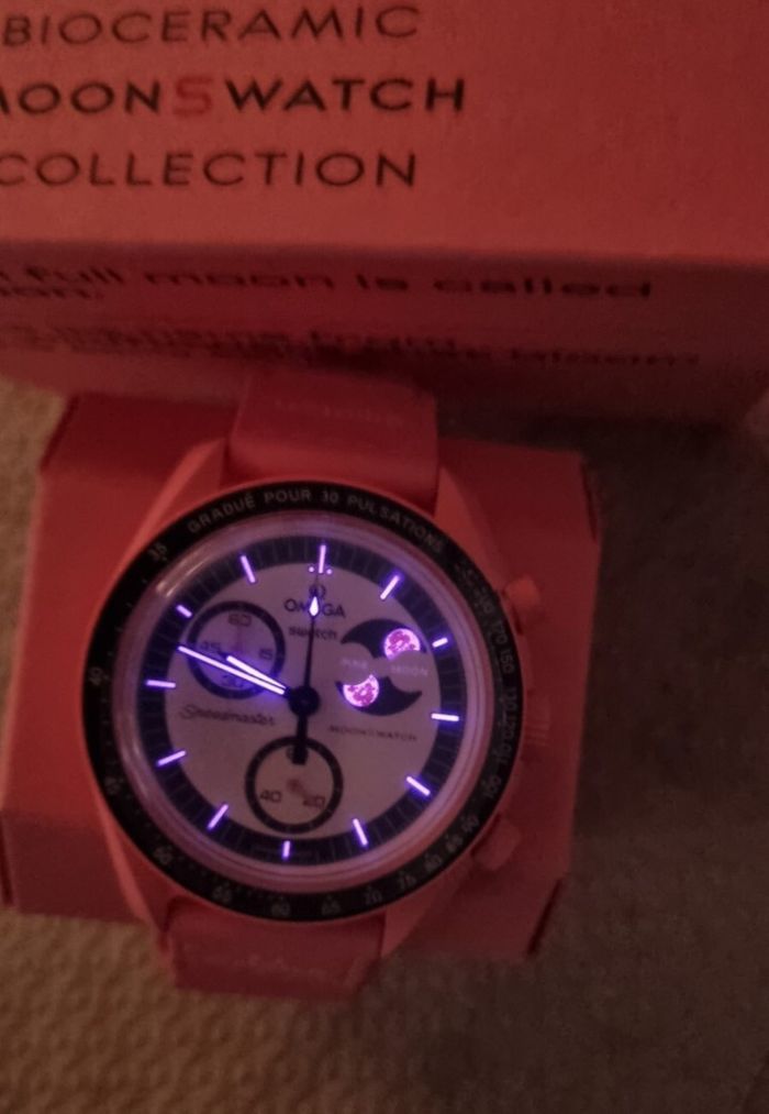 Montre Omega monophase mission to the pink - photo numéro 3
