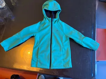 Coupe vent quechua 4 ans